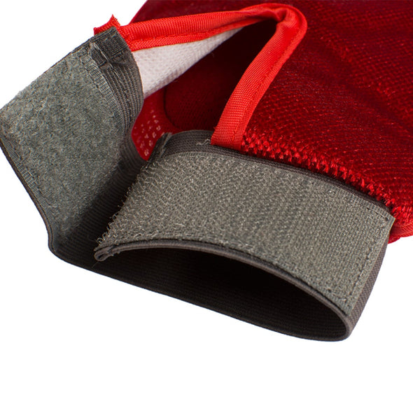 Red Grooming Glove